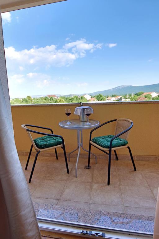 Guest Accommodation Slapovi Krke Lozovac Habitación foto