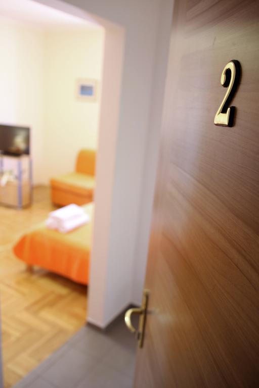 Guest Accommodation Slapovi Krke Lozovac Habitación foto